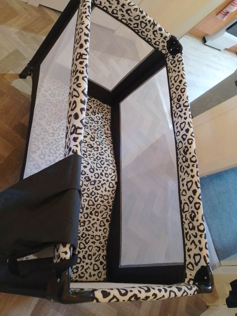 Kids travel cot, BRAND NEW £20 