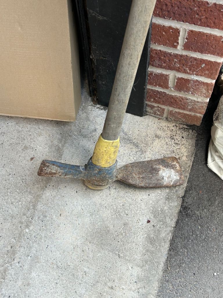 Attack/Garden Pickaxe.