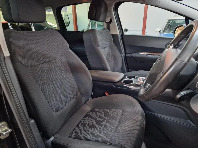 PEUGEOT 3008 1.6 HDi Allure Euro 5 5dr 2013