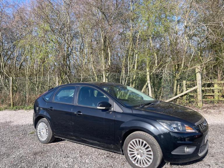 FORD FOCUS 1.6 TITANIUM 10 REG BLACK 5 DOOR MOT OCTOBER 27TH 2026 SERVICE HISTORY LOW INSURANCE
