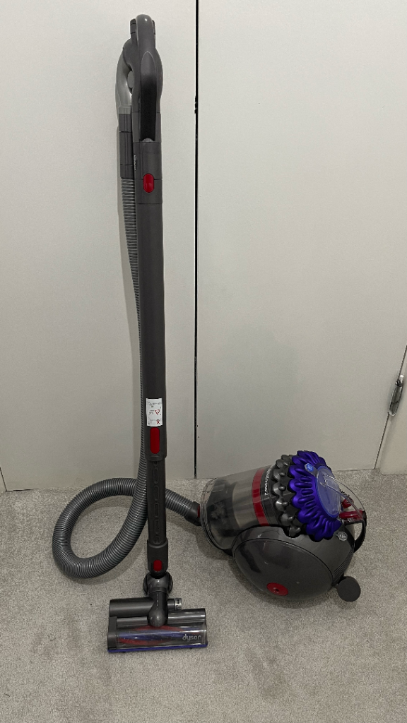 Dyson Cylinder Vacuum Cleaner – Grey, Good Condition