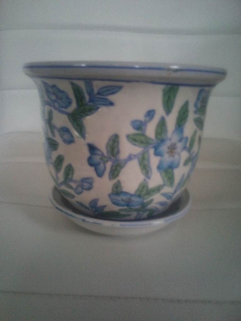 CERAMIC HOUSE PLANT POT