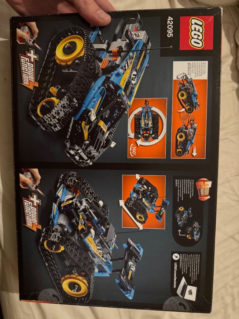 Lego 42095 Technic Remote Controlled Stunt Racer