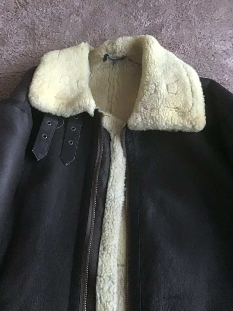 Leather flight jacket 