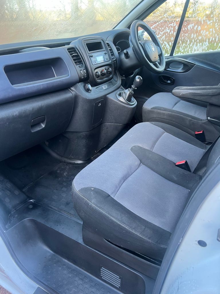 2014 Vauxhall Vivaro 2.7t 1.6 CDTi Swb  NO VAT TO PAY facelift model 64 FULL MOT Colour Coded Body 