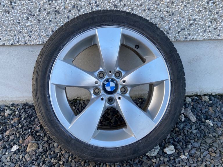 17INCH 5/120 BMW E60 GENUINE ALLOY WHEELS WITH TYRES 