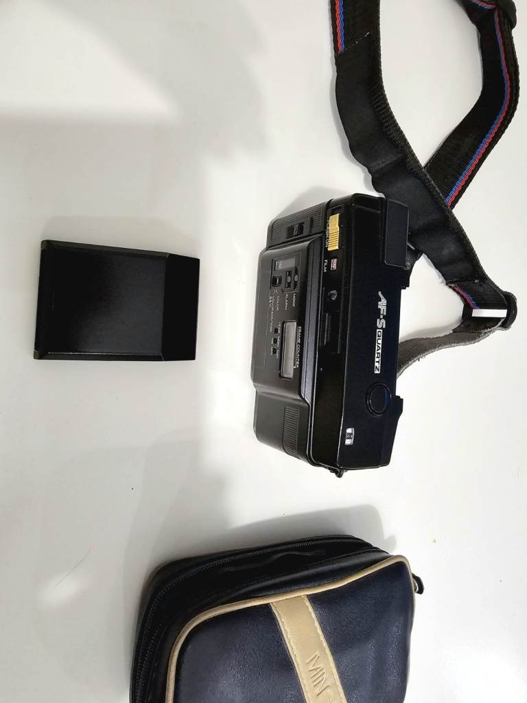 MINOLTA AF-S QUARTZ camera.
