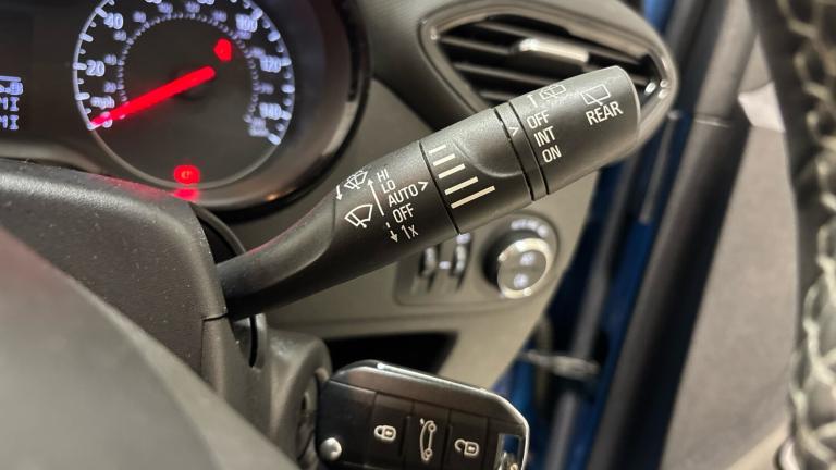 2018 Vauxhall Crossland X 1.2 SE 5dr Petrol Hatchback Hatchback Petrol Manual