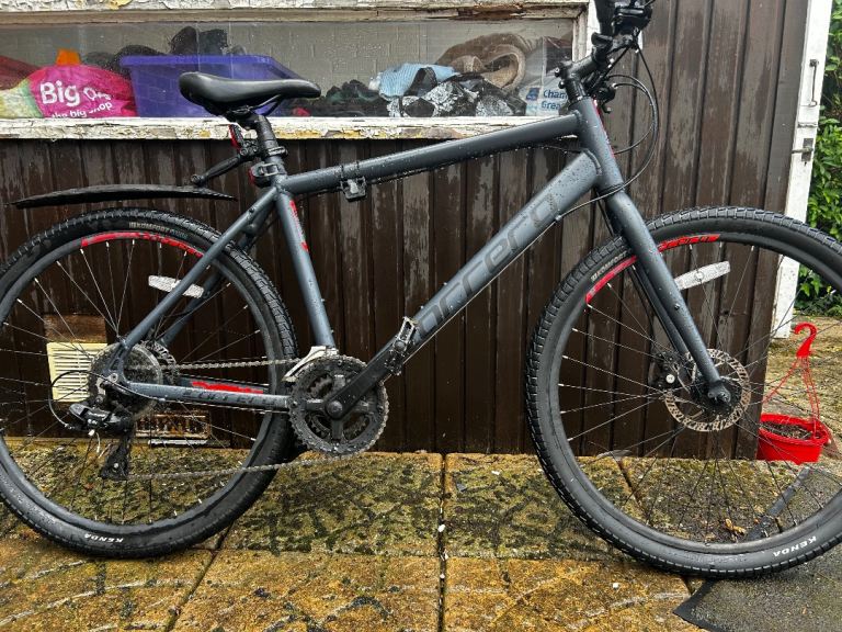 Carrera Subway 1 Men’s Hybrid Bike