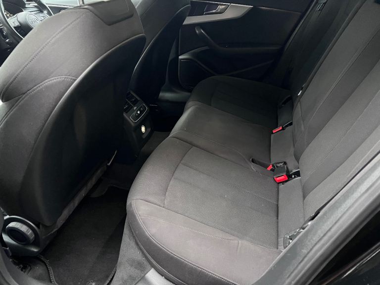 Audi, A4, Saloon, 2016, Manual, 1395 (cc), 4 doors