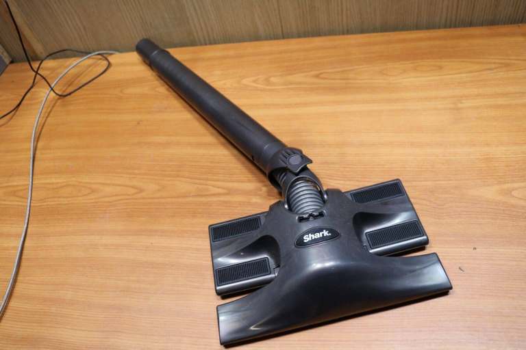 Shark Dust Away NV340UKR hard floor attachment