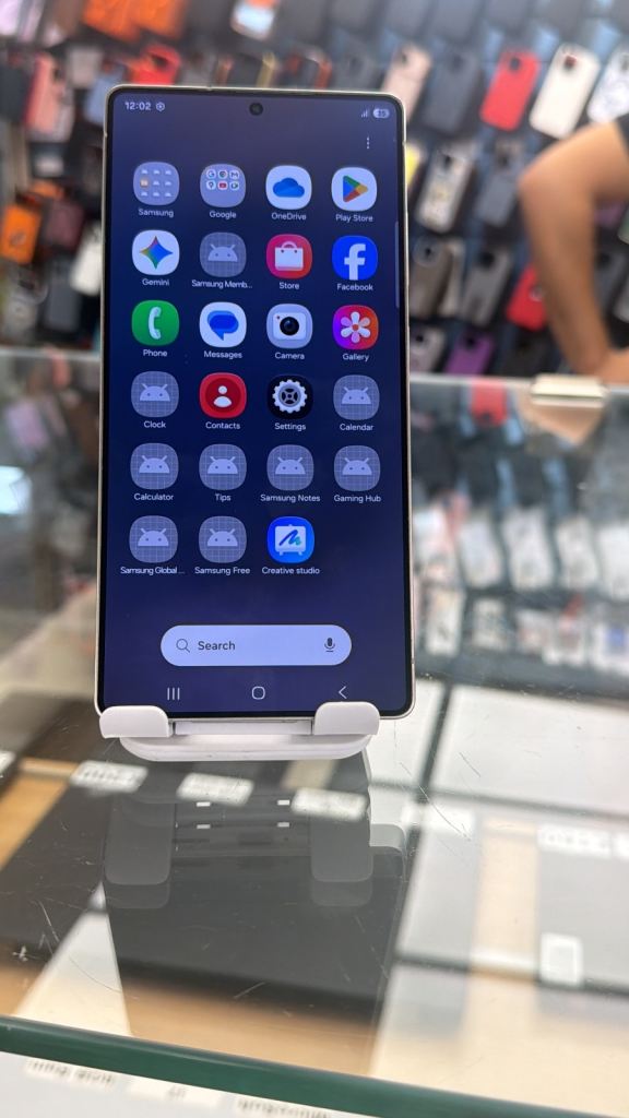 Samsung Galaxy S25 Ultra - As Good As New