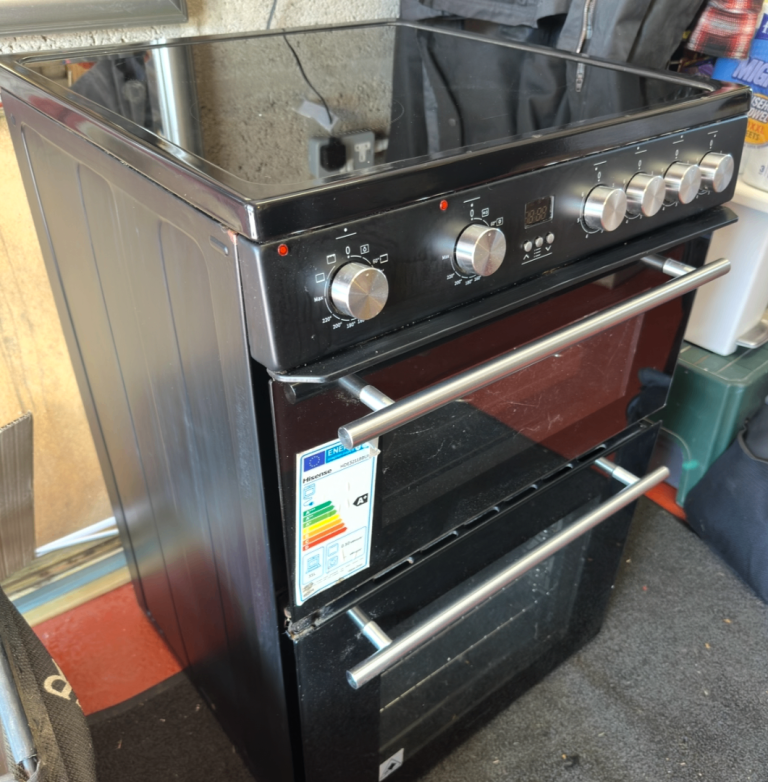 Hisense Freestanding Electric Cooker