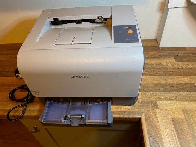 Samsung Laser Printer - only £10 - to clear! 
