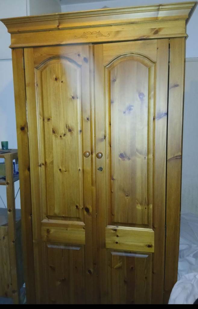Solid oak wardrobe 
