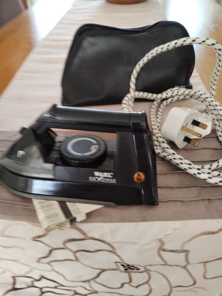 Traveling steam iron.