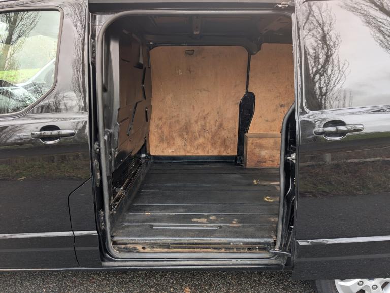 2016 Ford Transit Custom 2.2 TDCi 290 Limited Panel Van Diesel Manual ULEZ In