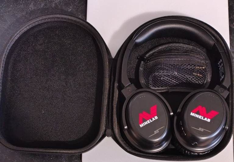 Metal Detecting Minelab ML85 Wireless Headphones Unopened 