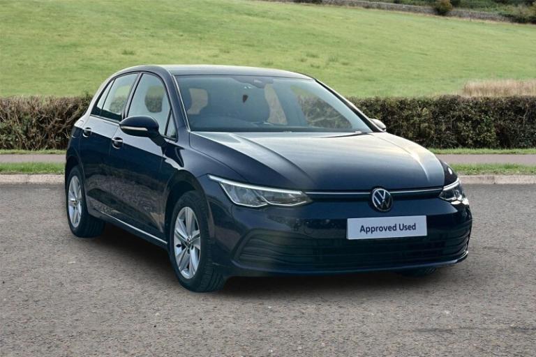 VOLKSWAGEN GOLF 2.0 TDI Life 5dr