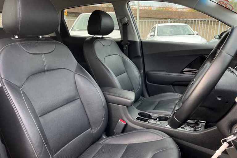 2017 Kia Niro 1.6 GDi Hybrid 3 5dr DCT ESTATE PETROL/ELECTRIC Automatic