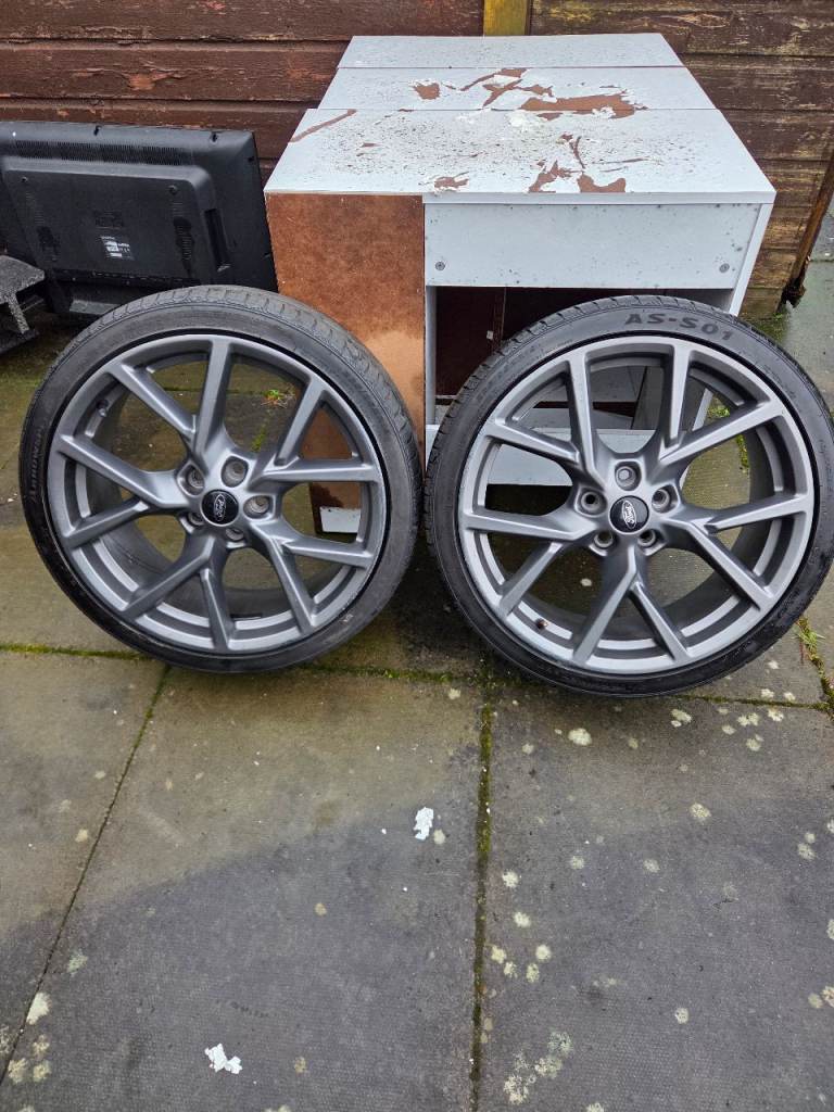 MK4 Focus ST 19" Alloys 