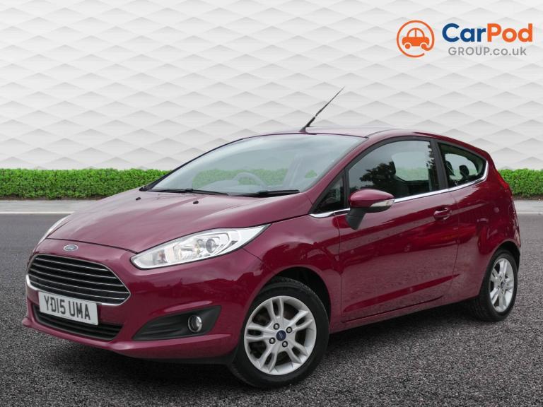 1.25 82 Zetec 3dr *10 SERVICES +BLUETOOTH +AUX +MOT JULY 2027*