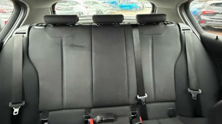 2019 BMW 1 Series 118i [1.5] Sport 5dr [Nav/Servotronic] HATCHBACK PETROL Manual