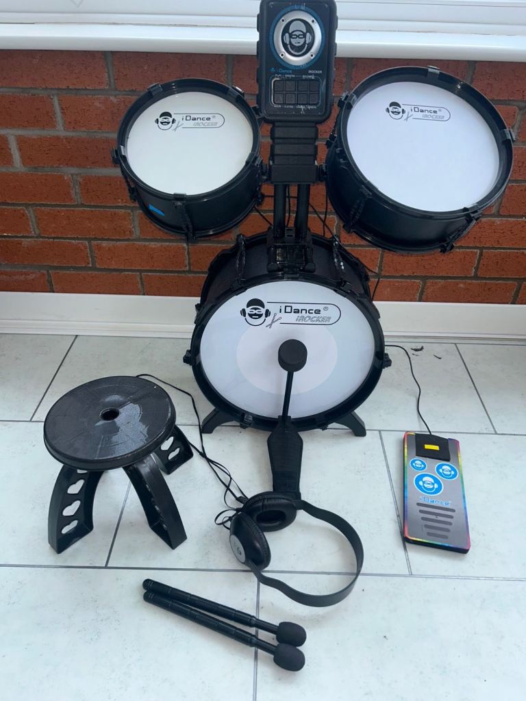 Kids drum set