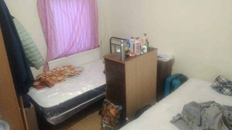 3 sharing room available for boys 