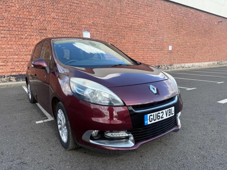 2012 Renault Scenic 1.5 dCi Dynamique TomTom 5dr EDC MPV DIESEL Automatic