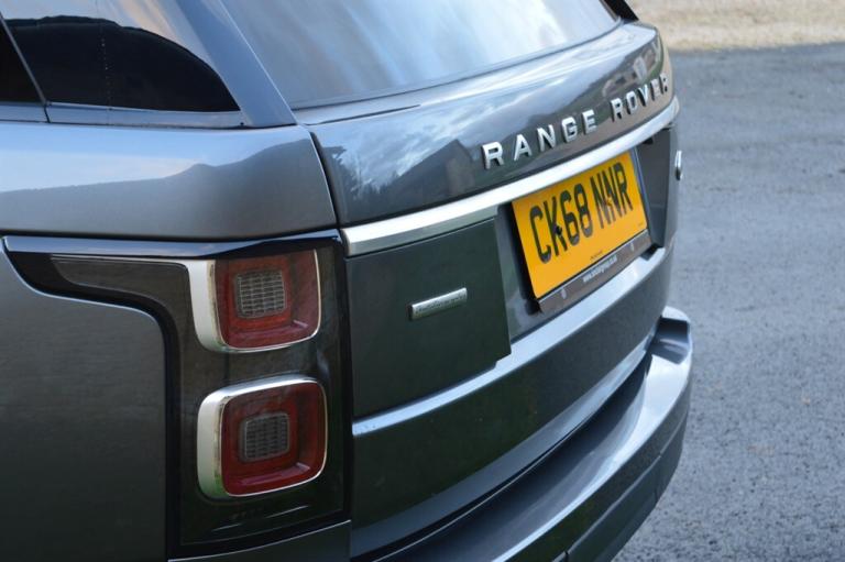 2018 Land Rover Range Rover 4.4 SDV8 Autobiography 4dr Auto ESTATE DIESEL Automatic