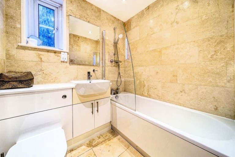 PRIVATE SINGLE ROOM FOR RENT | MOVE IN TODAY |✅✅