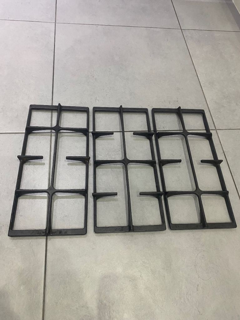 SOLD - Hotpoint model no. G750TX hob grill parts - FREE