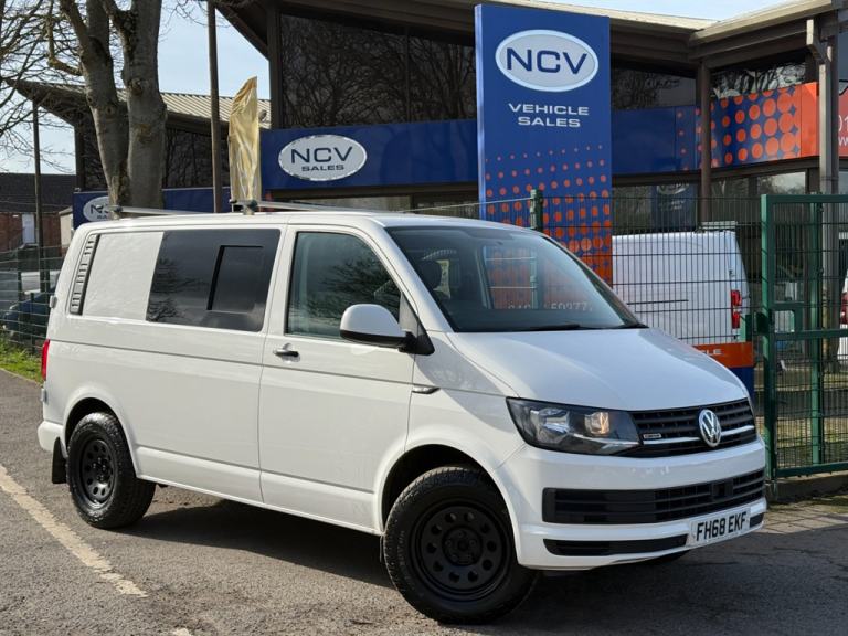2019 Volkswagen Transporter T32 TDI 4MOTION BMT VW T6 NO VAT HALF CAMPER Window Van Diesel Manual