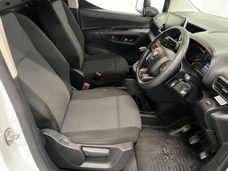 2023 Toyota ProAce 1.5 BlueHDi Active Short Panel Van SWB Euro 6 (s/s) 5dr Panel Van Diesel Manual