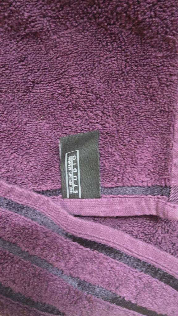 New 3 peice towel balw