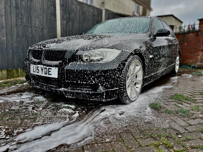 BMW, 3 SERIES, Saloon, 2005, Manual, 1995 (cc), 4 doors