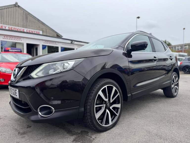 2016 Nissan Qashqai 1.6 dCi n-tec+ SUV 5dr Diesel Manual 2WD Euro 5 (s/s) (130 ps) HATCHBACK Dies...
