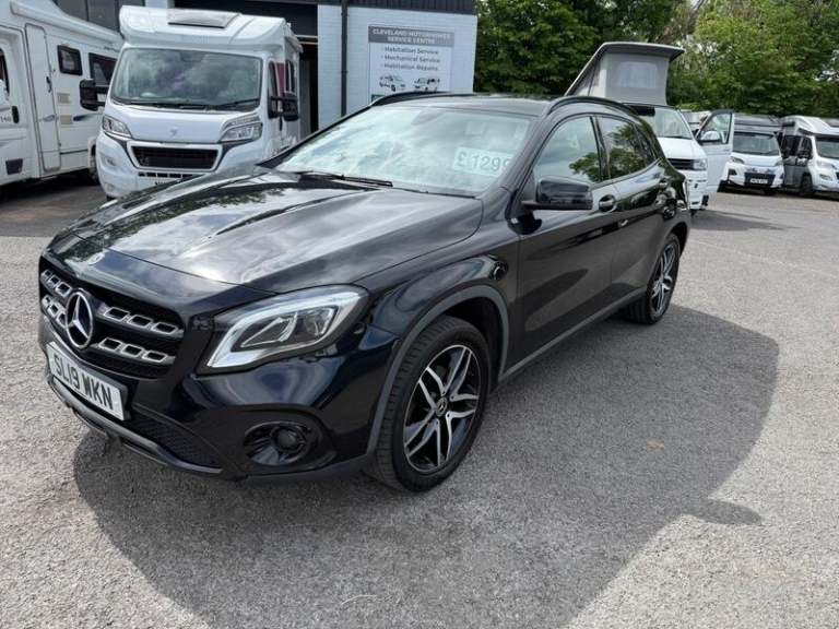 Mercedes-Benz GLA GLA 180 URBAN EDITION Petrol