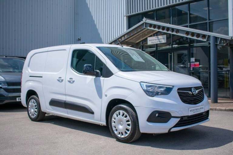 2023 23 VAUXHALL COMBO 1.5 TURBO D 2300 PRO PANEL VAN 6DR DIESEL MANUAL L2 H1 EU