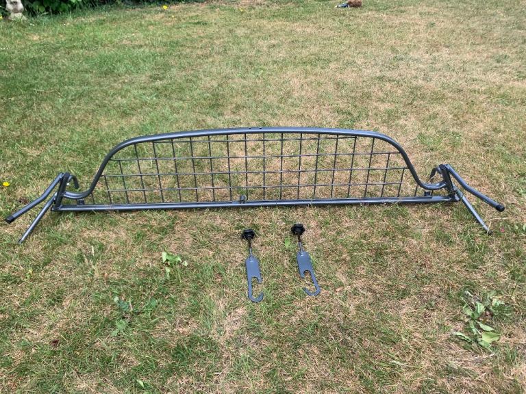 Audi A4 avant B8 /B8.5 dog guard luggage guard
