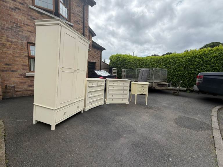 modern combination wardrobe £130 3 drawers chest £45 2 6 drawer chest if drawers £80 a piece)