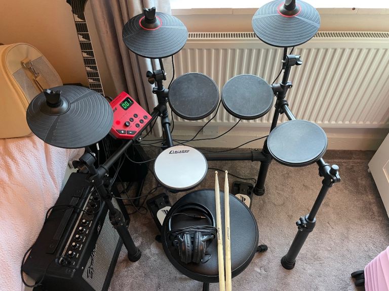 Carlsbro CSD130 Electronic Drum Kit with Stool & Headphones