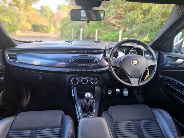 2012 Alfa Romeo Giulietta 2.0 JTDM-2 140 Veloce 5dr HATCHBACK Diesel Manual