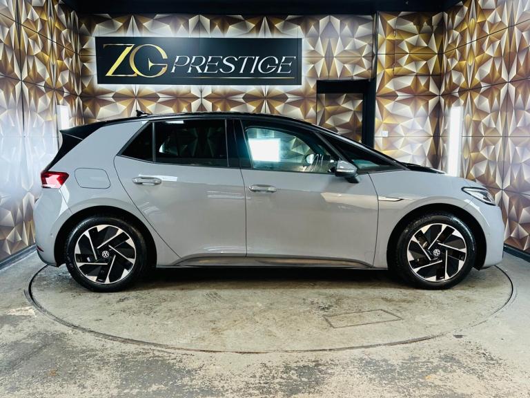 2022 Volkswagen ID.3 150kW Family Pro Performance 58kWh 5dr Auto HATCHBACK ELECTRIC Automatic