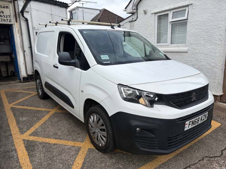 2019 Peugeot Partner 1.6 BlueHDi 100 Professional Van 2 owners £4995 PANEL VAN Diesel Manual