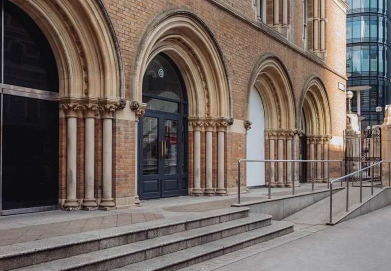 3 to 40 Person Private Office Suites to rent in *Liverpool Street*, Central London EC2