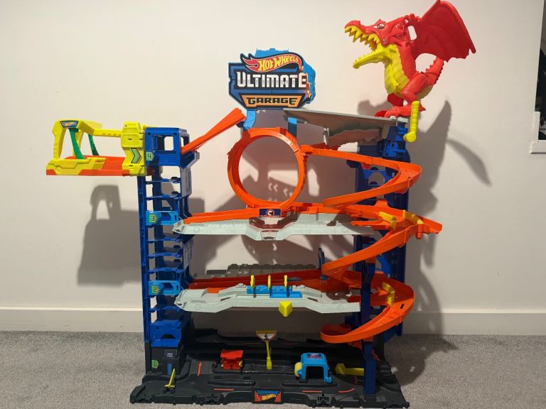 Hot Wheels Ultimate Garage 