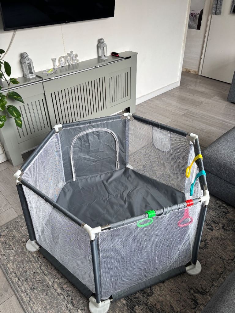 Baby/toddler portable hexagon play pen