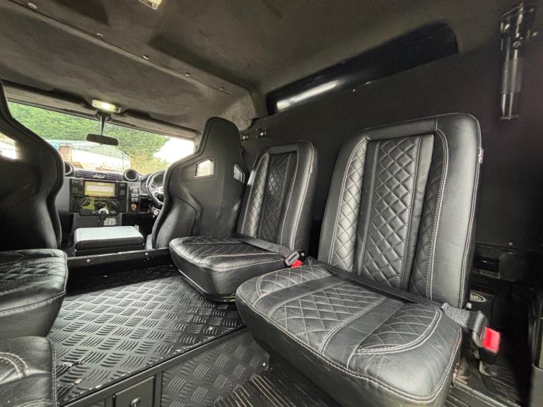 2007 Land Rover Defender 90 2.4 TDCi Puma Black Hard Top 6 Seats RECARO Twisted